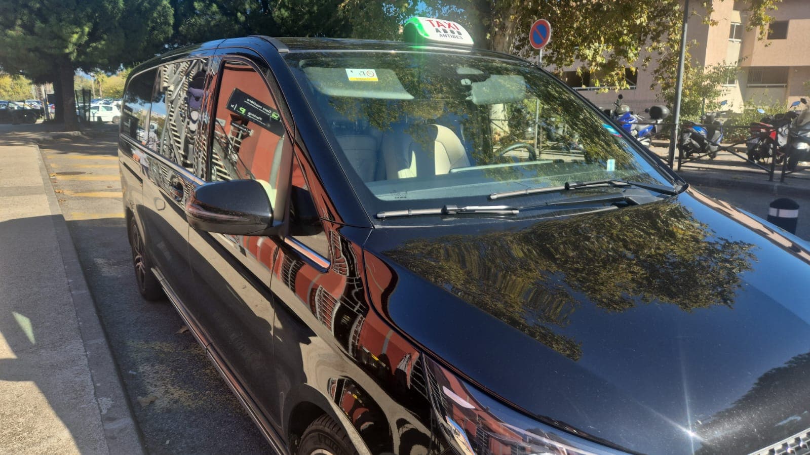 Taxi Antibes → Monaco : guide complet